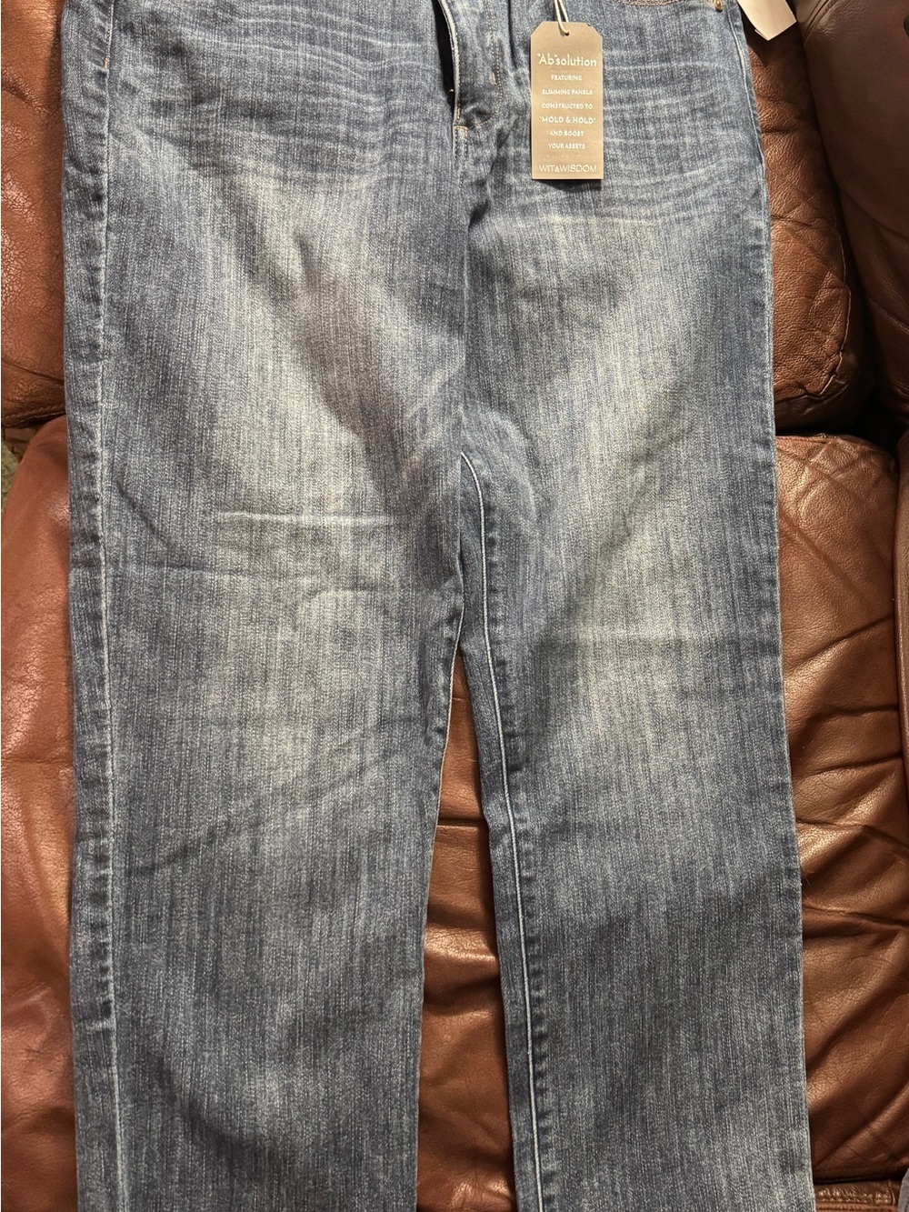 Wit & Wisdom Light-Mid Blue Relaxed Straight Jeans